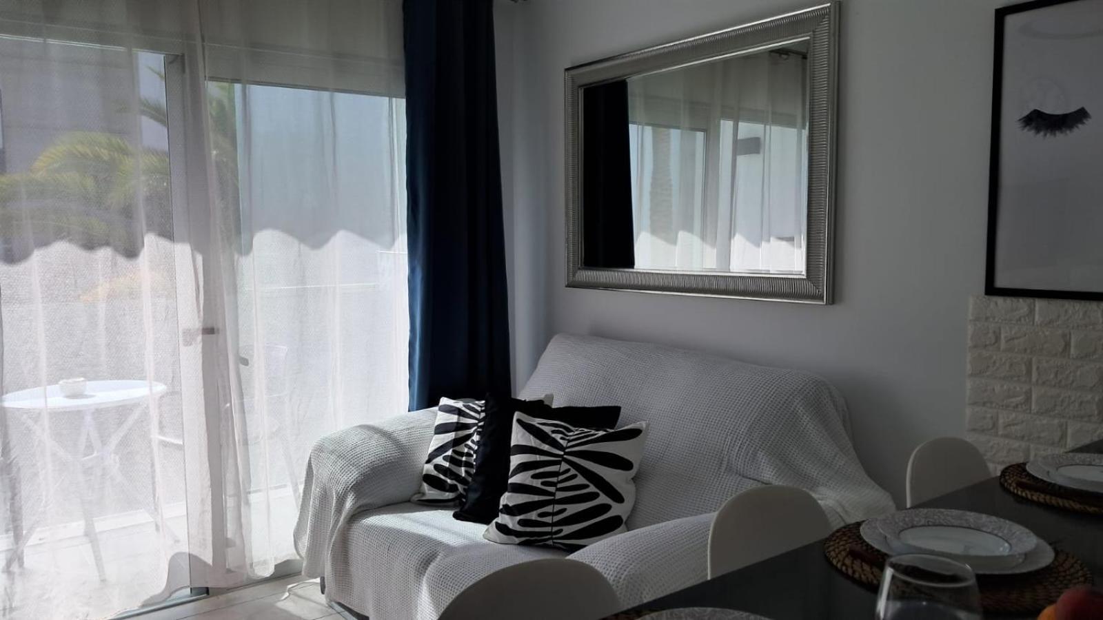 Futura Apartment Коралео Екстериор снимка