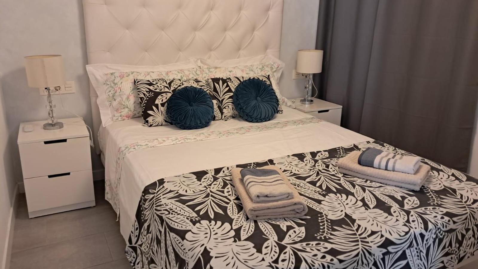 Futura Apartment Коралео Екстериор снимка